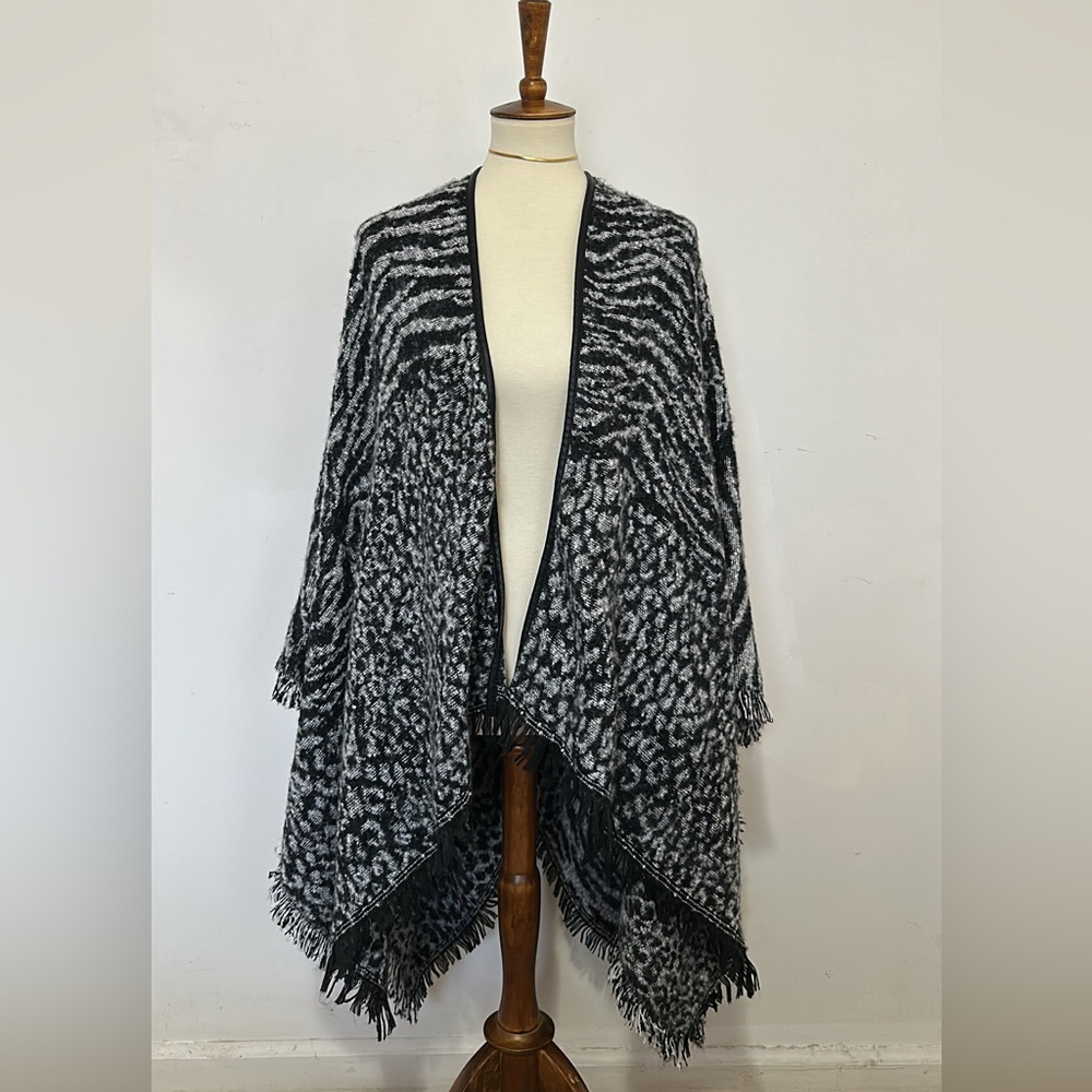 Vince Camuto Poncho